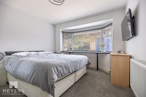 Bedroom- click for photo gallery